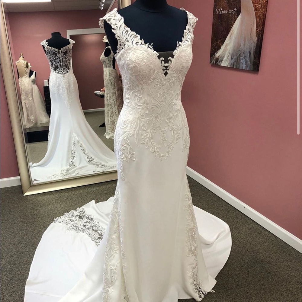 Sincerity Collection, Justin Alexander Size 12